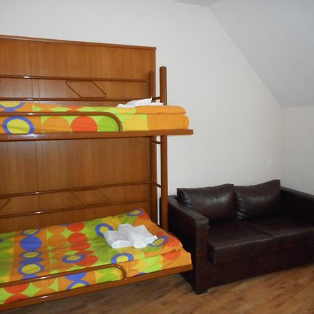 Tes Royal Plaza Apartments 보로베츠 외부 사진