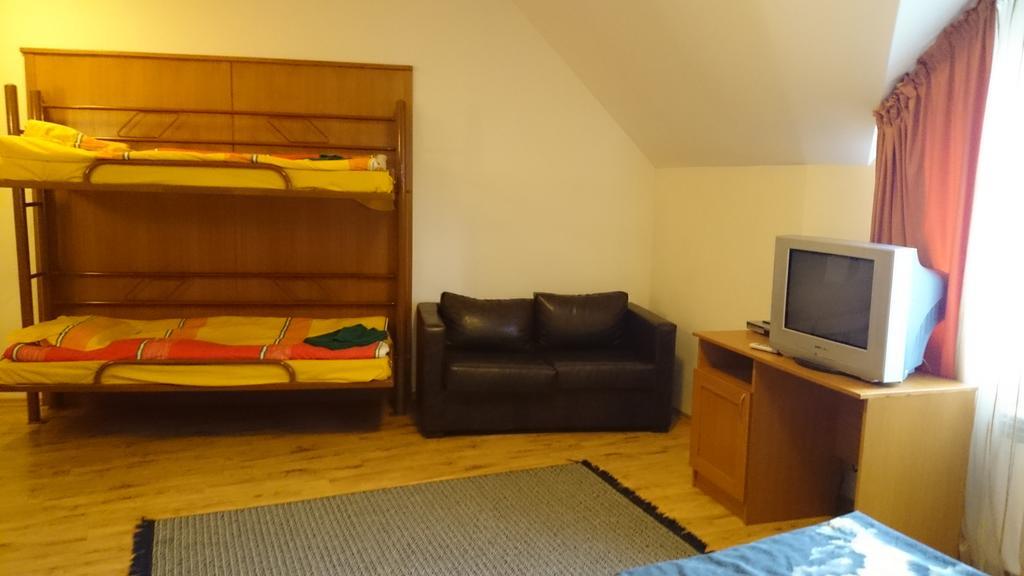 Tes Royal Plaza Apartments 보로베츠 외부 사진