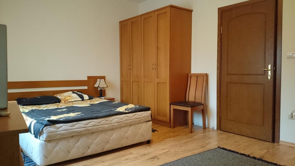 Tes Royal Plaza Apartments 보로베츠 외부 사진