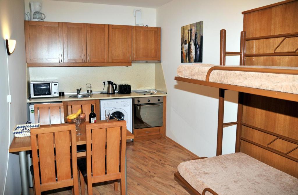 Tes Royal Plaza Apartments 보로베츠 외부 사진